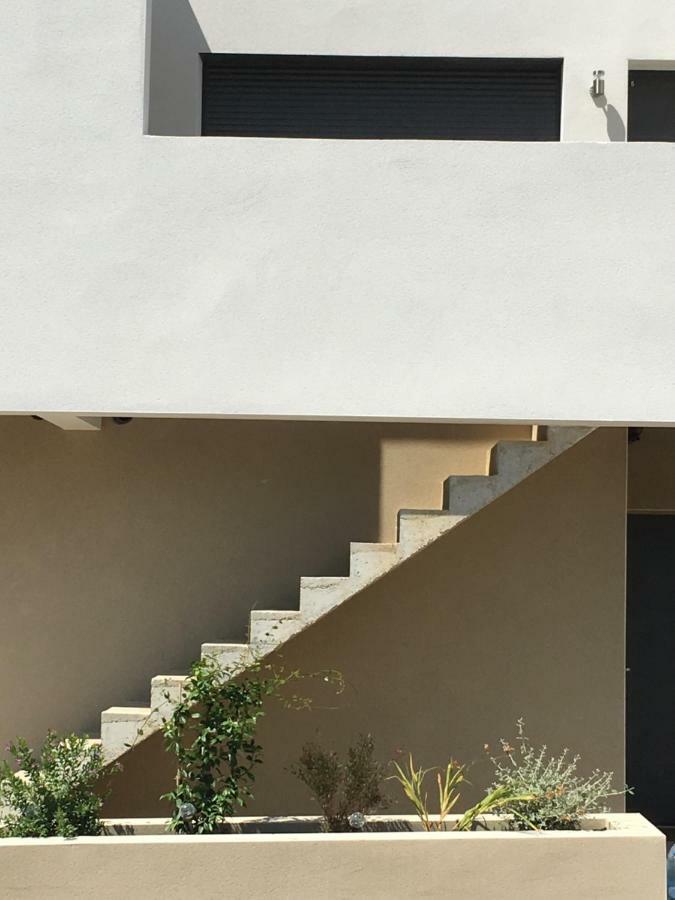 Grand Studio Confortable Et Spacieux Avec Terrasse Villeneuve-lès-Maguelonne Exterior foto